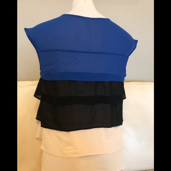 Colt STory Top - Picture 2 of 3